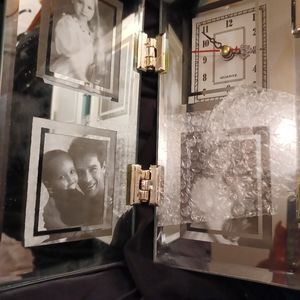 5 photo frames